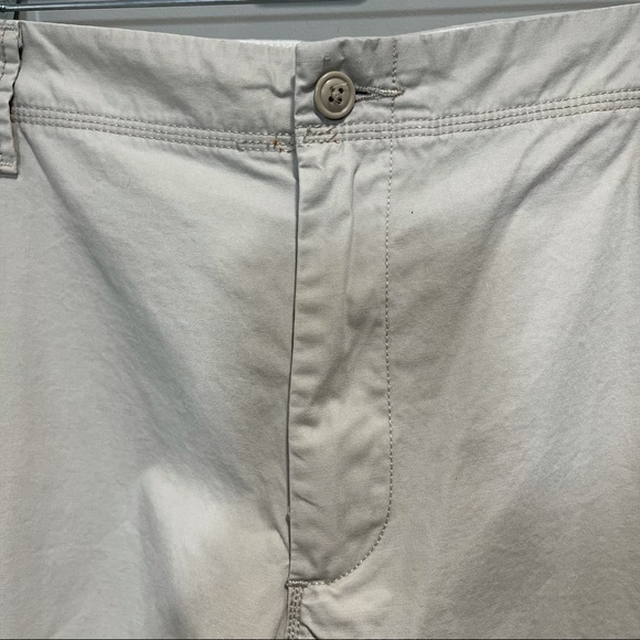 Dockers Flat front shorts for men size 44 - Picture 4 of 10